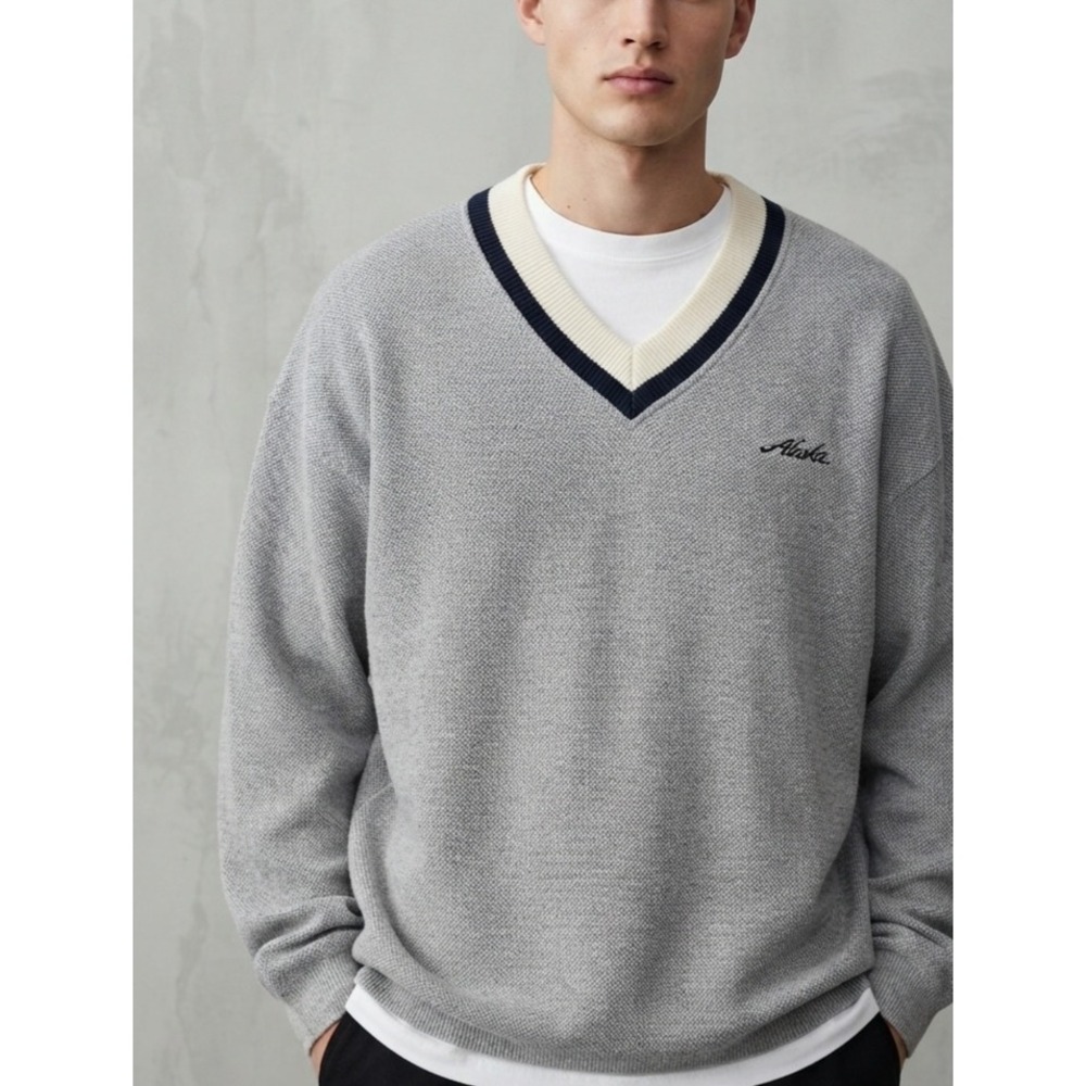 BAC Premier Alaska Vintage Collegiate V-Neck Knit Pullover Sweater Gray XL